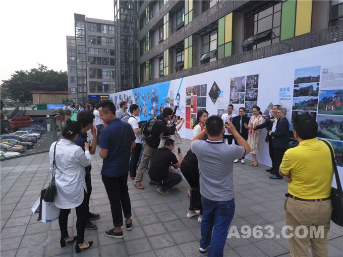 观者如潮 ,丝绸之路国际优秀作品展引爆鹏城